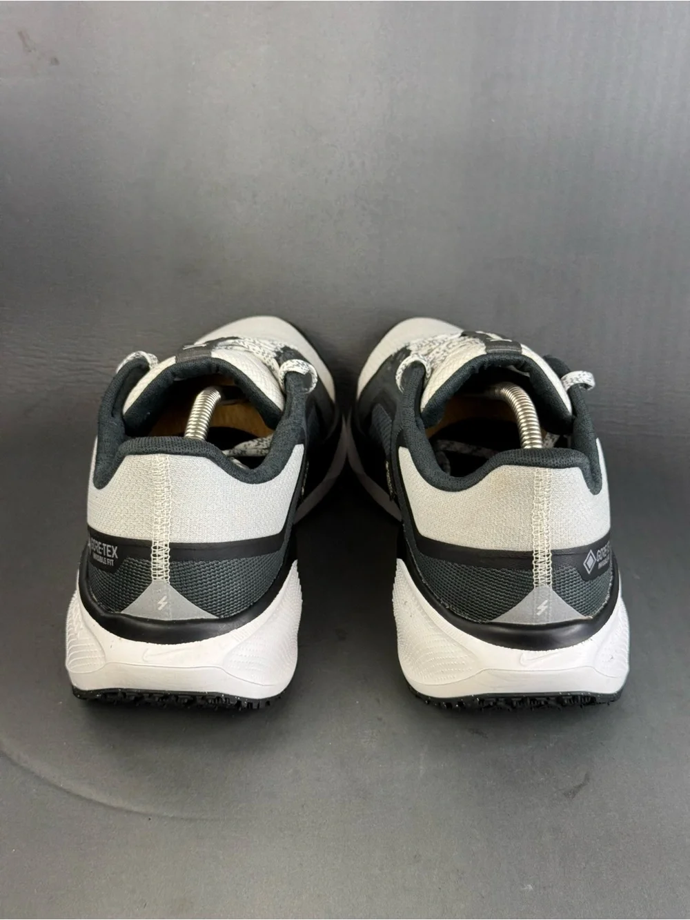 Nike Pegasus 41 GORE-TEX waterproof athletic sneaker shoes men’s size 13
